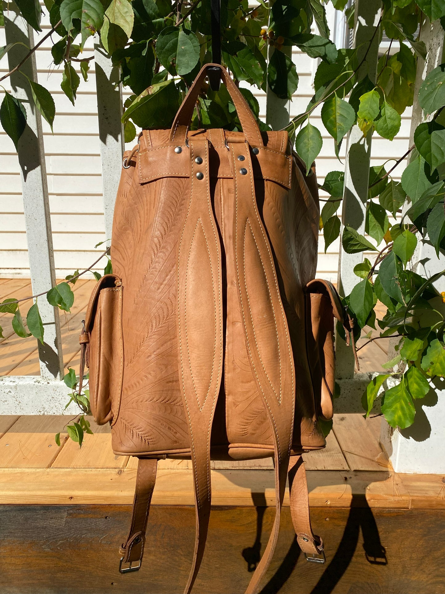 Ropin West Hand-Tooled Full-Grain Leather Travel Backpack – Style 784